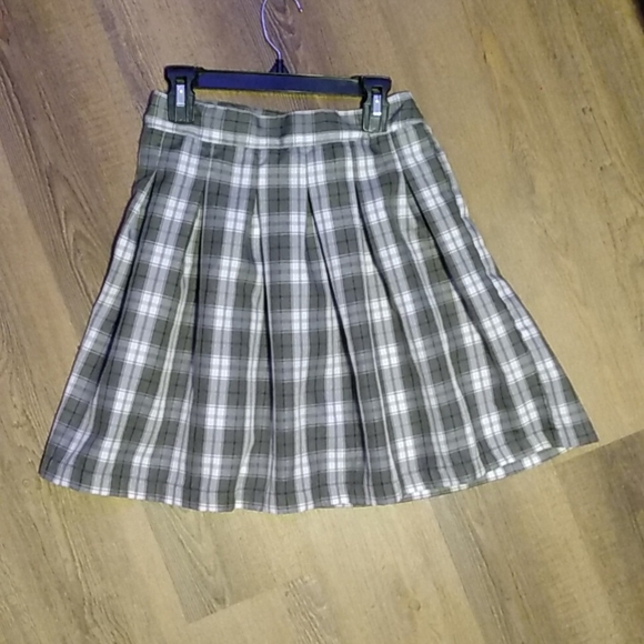 Women's Sim & Sam Green and White Plaid Midi Skirt - Picture 2 of 4
